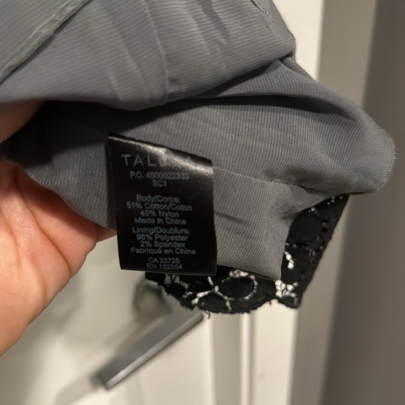 Lacey back dress. - Picture 8 of 9